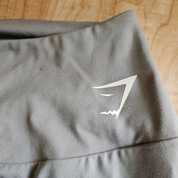 Gymshark Gray Leggings for Ultimate Comfort - Picture 10 of 14